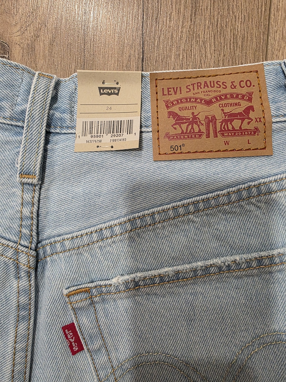 Levi's Light Blue Ripped High-Rise Denim Shorts - Picture 4 of 4